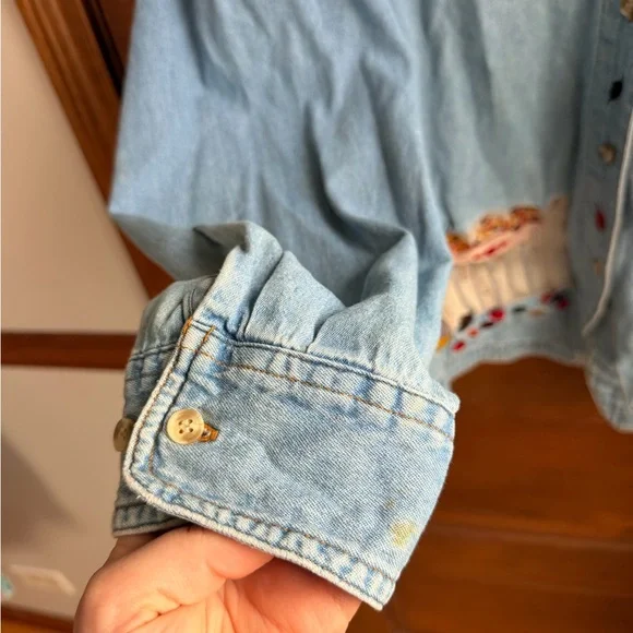 Vintage Women’s Bill Blass Denim Button Down - Picture 2 of 7